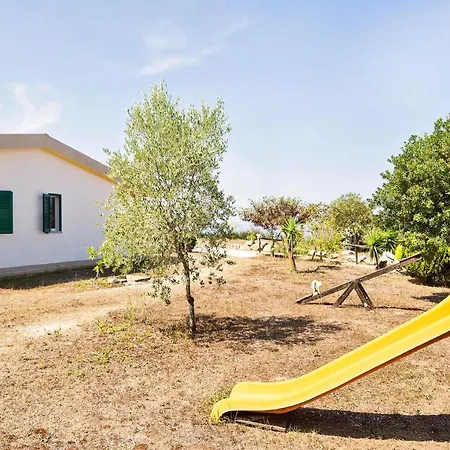 Semesterbostad Gorgeous In Zambrone With House Sea View Zaccanopoli
