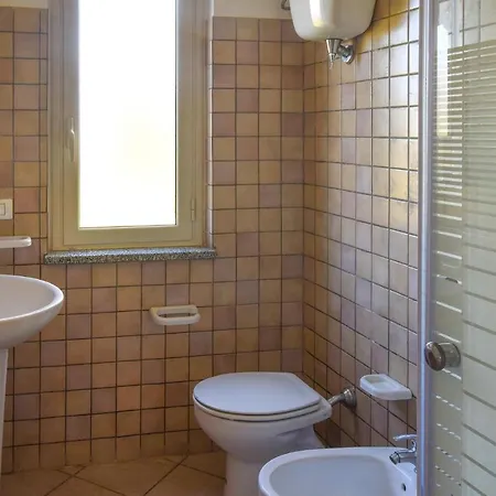 Semesterbostad Gorgeous In Zambrone With House Sea View *